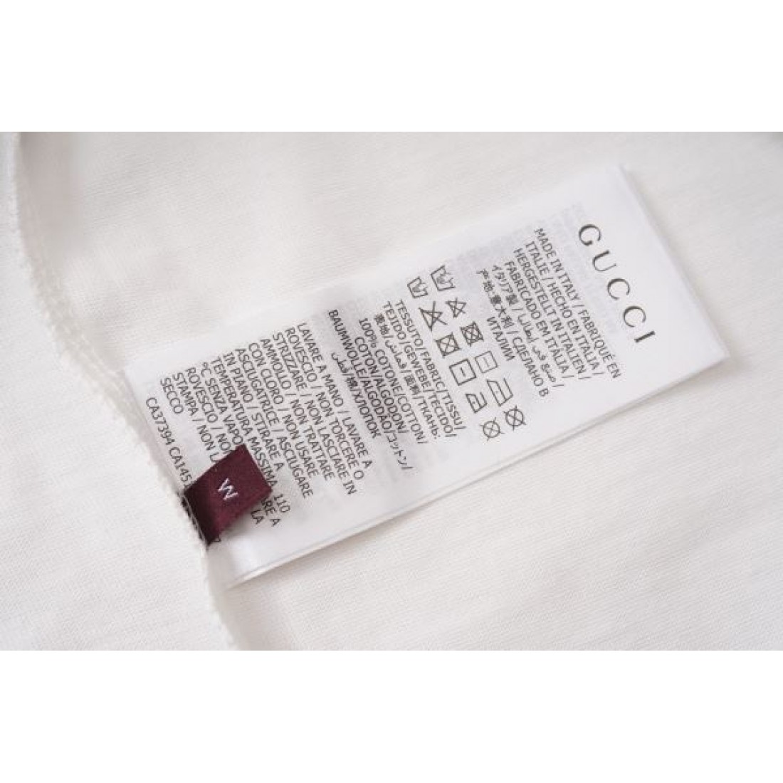 シンプルで存在感抜群の グッチ 偽物 半袖Tシャツ GUCCI 大人の魅力