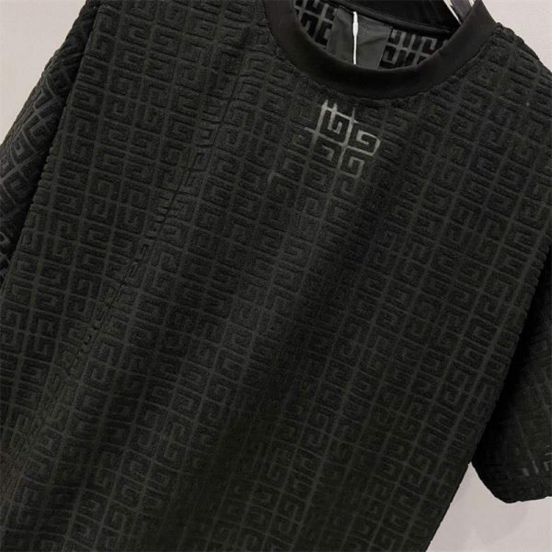 GIVENCHY ジバンシィ スーパー コピー 半袖Tシャツ クールで繊細な仕立て