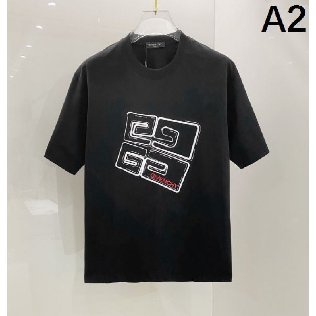  洗練された印象を与える ジバンシィ スーパー コピー 半袖Tシャツ GIVENCHY 