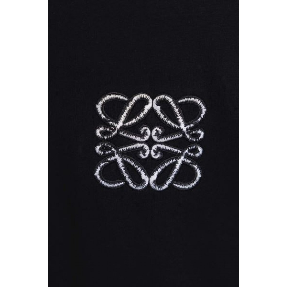 洗練された印象を与える LOEWE ロエベ コピー 半袖Tシャツ モダン