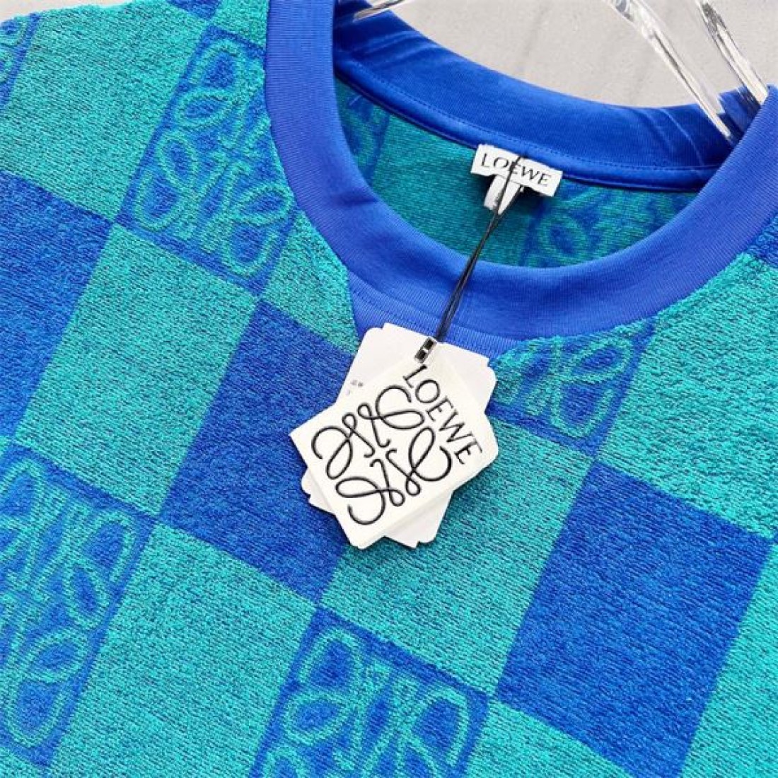  シックでクリエイティブな LOEWE ロエベ コピー 半袖Tシャツ 軽やかな