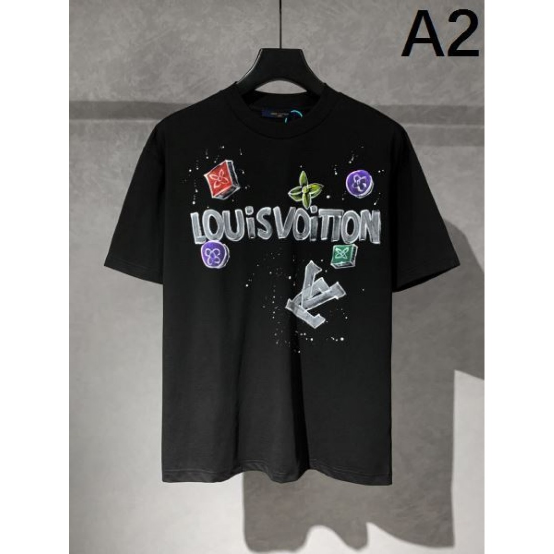 季節限定商品 LOUIS VUITTON ルイヴィトン コピー 半袖Tシャツ 最高峰の品質