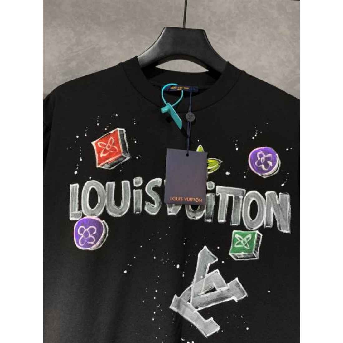 季節限定商品 LOUIS VUITTON ルイヴィトン コピー 半袖Tシャツ 最高峰の品質