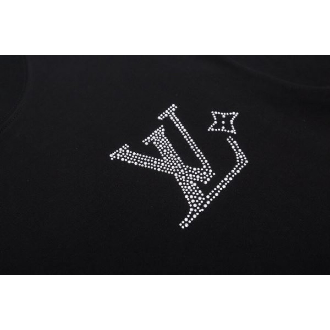 特別仕様 LOUIS VUITTON ルイヴィトン コピー 半袖Tシャツ 最旬アイテム