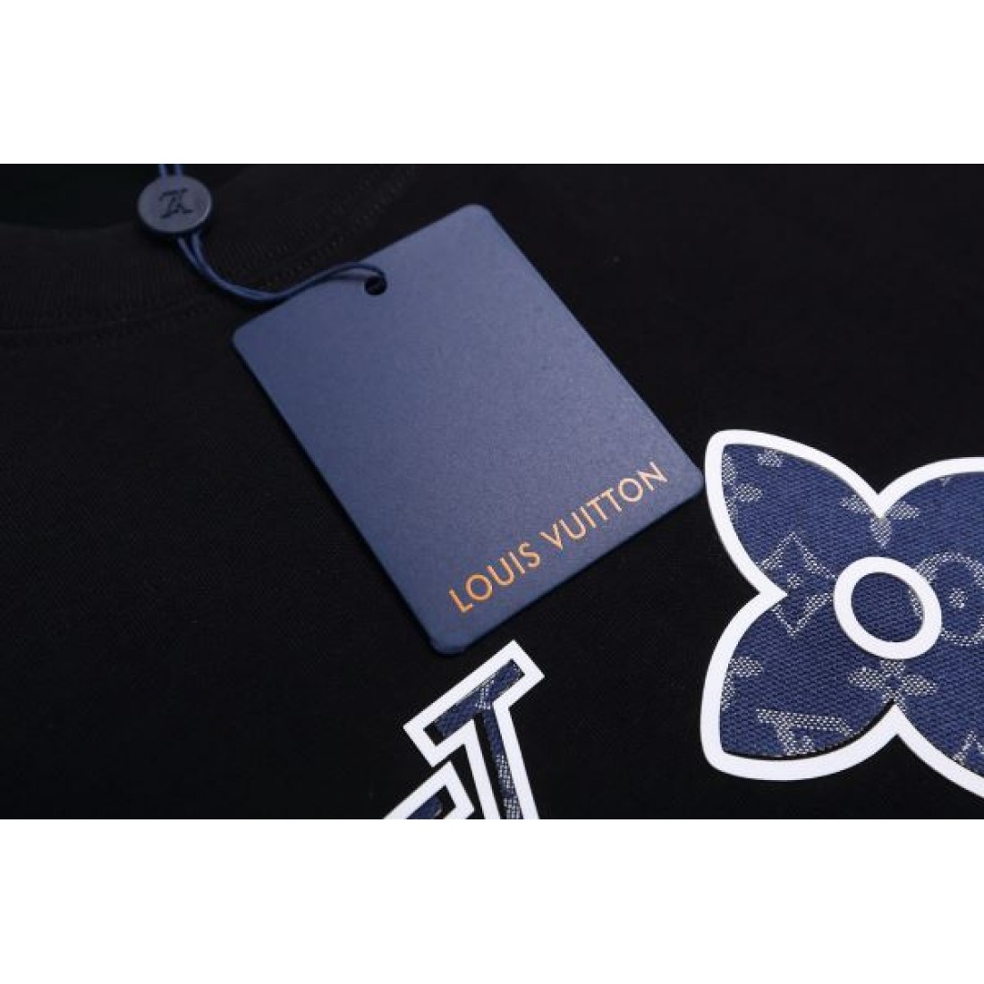 この夏を彩る LOUIS VUITTON ルイヴィトン コピー 半袖Tシャツ 限定予約受付中