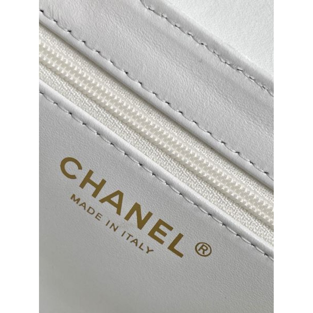 スタイリッシュなスタイル CHANEL シャネル コピー トートバッグ 一瞬で華やぐ
