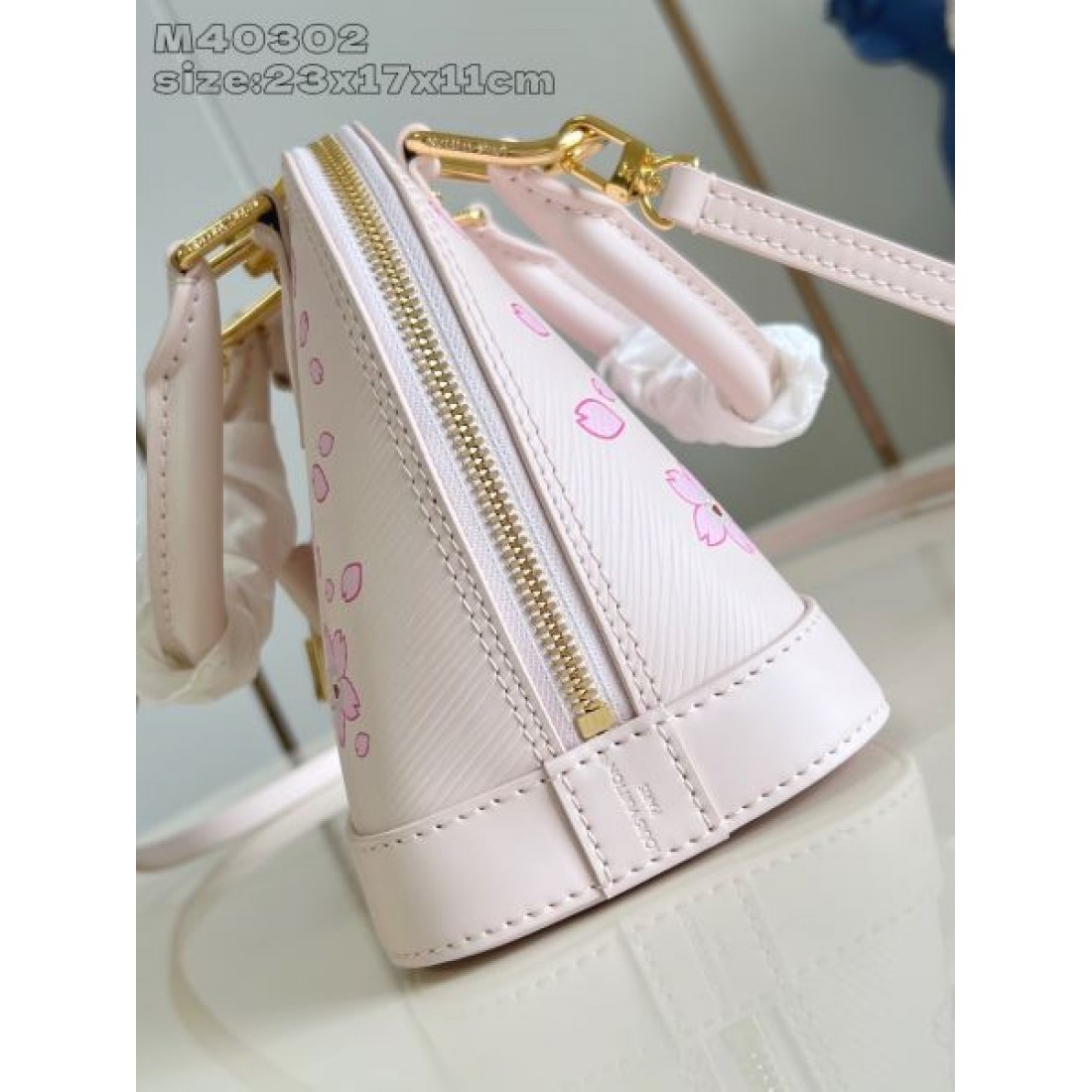 タイムレスでスタイリッシュな LOUIS VUITTON ルイヴィトン 偽物 トートバッグ