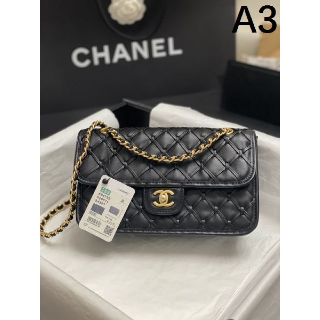 CHANEL シャネル コピーショルダーバッグ 軽やかさ 優雅な