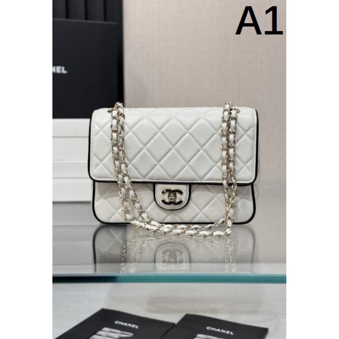 クラシック 魅惑的な シャネル コピーショルダーバッグ CHANEL