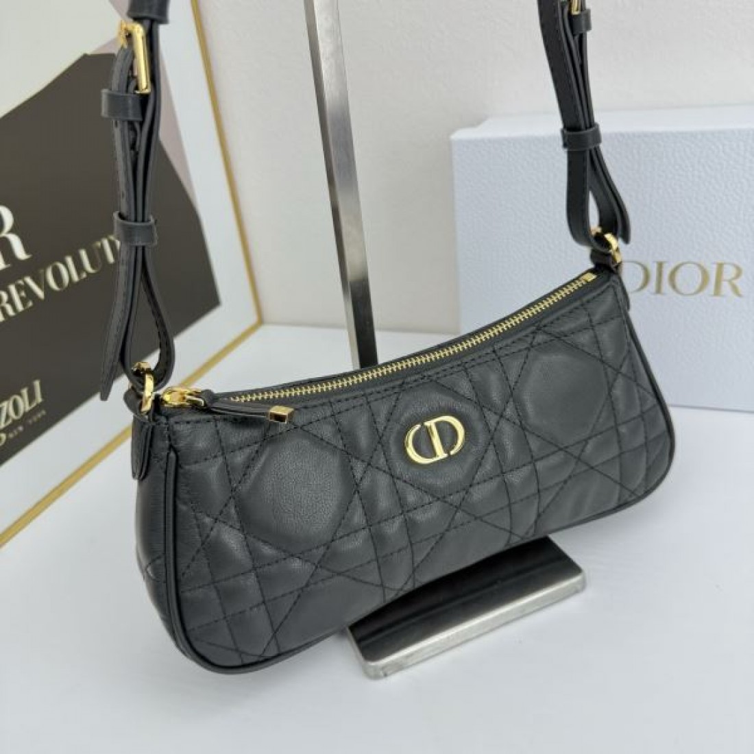 DIOR ディオール コピーショルダーバッグ 気品 フェミニンさ
