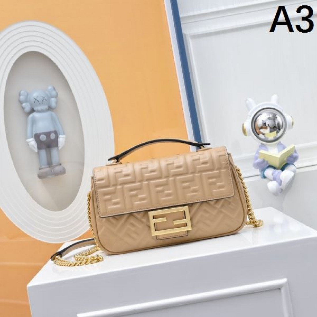斬新で FENDI フェンデイ 偽物 ショルダーバッグ ラグジュアリーな