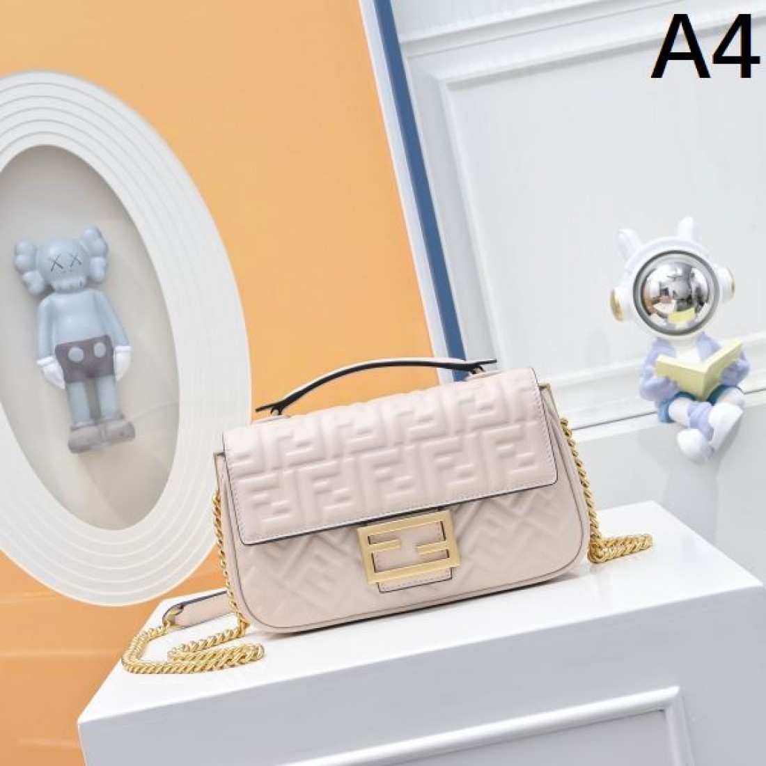 斬新で FENDI フェンデイ 偽物 ショルダーバッグ ラグジュアリーな