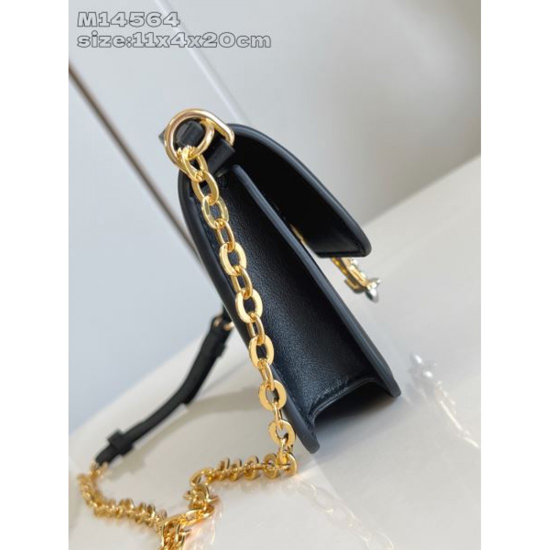 落ち着いた 色合いが魅力 ルイヴィトン スーパーコピー ショルダーバッグ LOUIS VUITTON