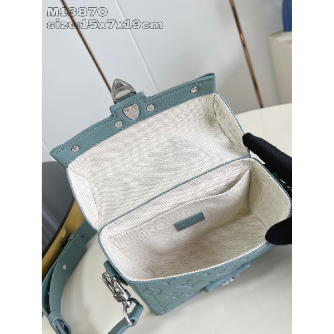 クラシカル 洗練された LOUIS VUITTON ルイヴィトン コピー ショルダーバッグ