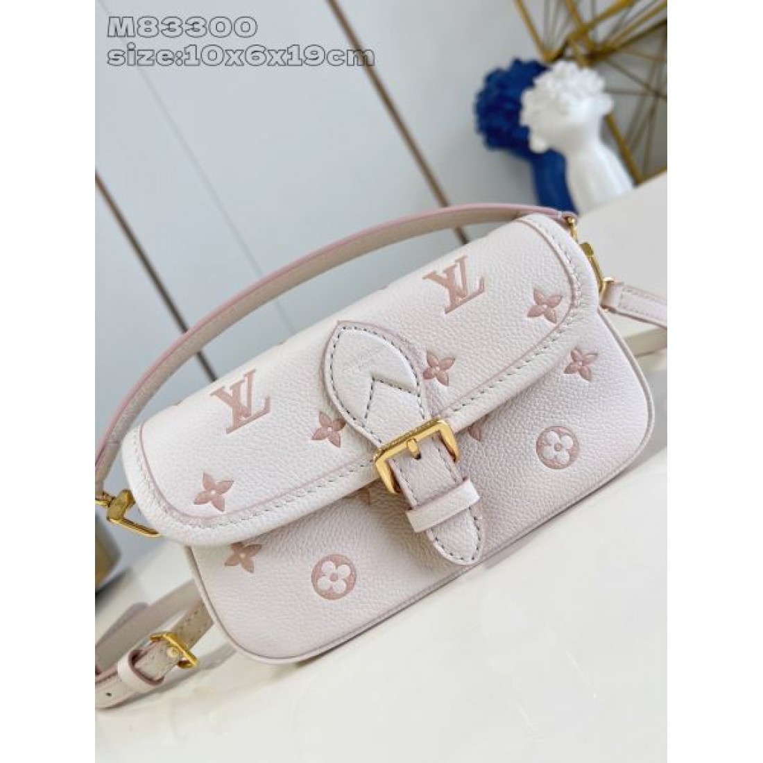 秋のお洒落コーデ LOUIS VUITTON ルイヴィトン コピー ショルダーバッグ 年末年始スペシャル