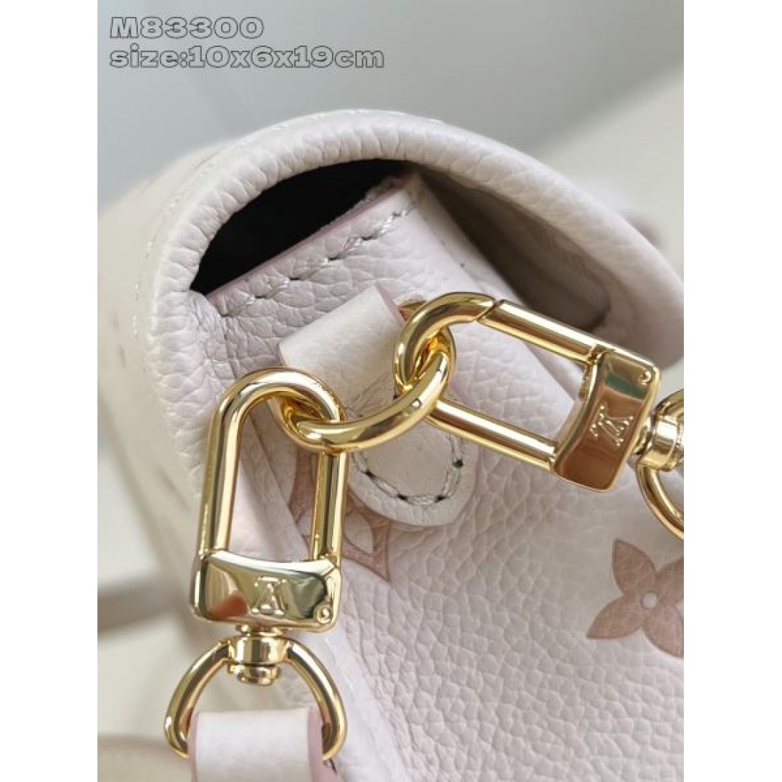秋のお洒落コーデ LOUIS VUITTON ルイヴィトン コピー ショルダーバッグ 年末年始スペシャル