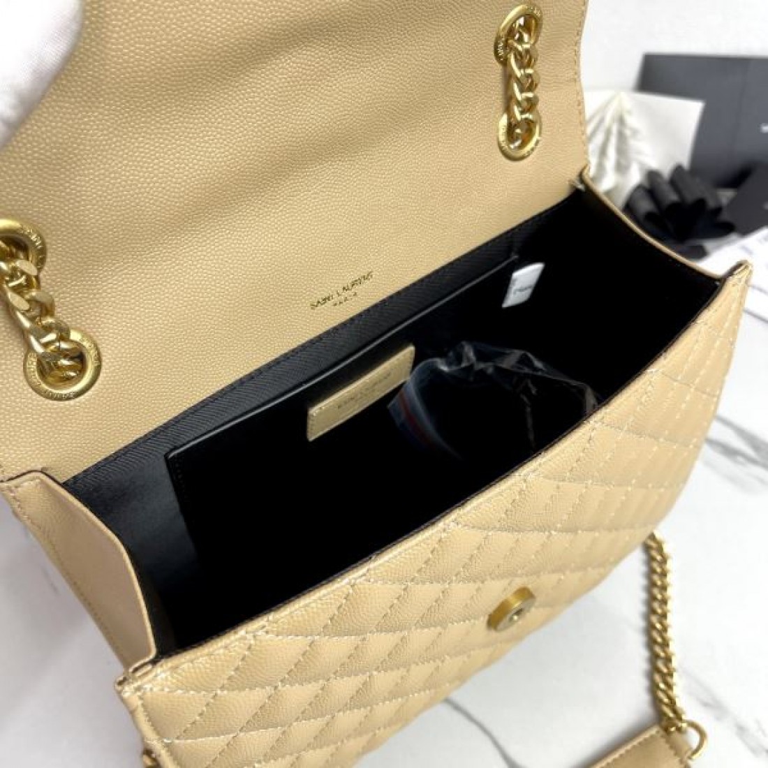 早い者勝ち YSL イヴ サンローラン コピー ショルダーバッグ 見逃し厳禁