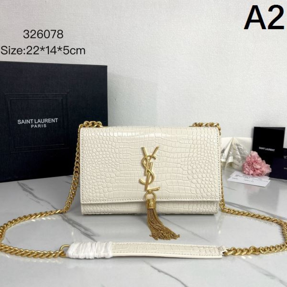 季節感たっぷり YSL イヴ サンローラン コピー ショルダーバッグ 旬コーデに最適