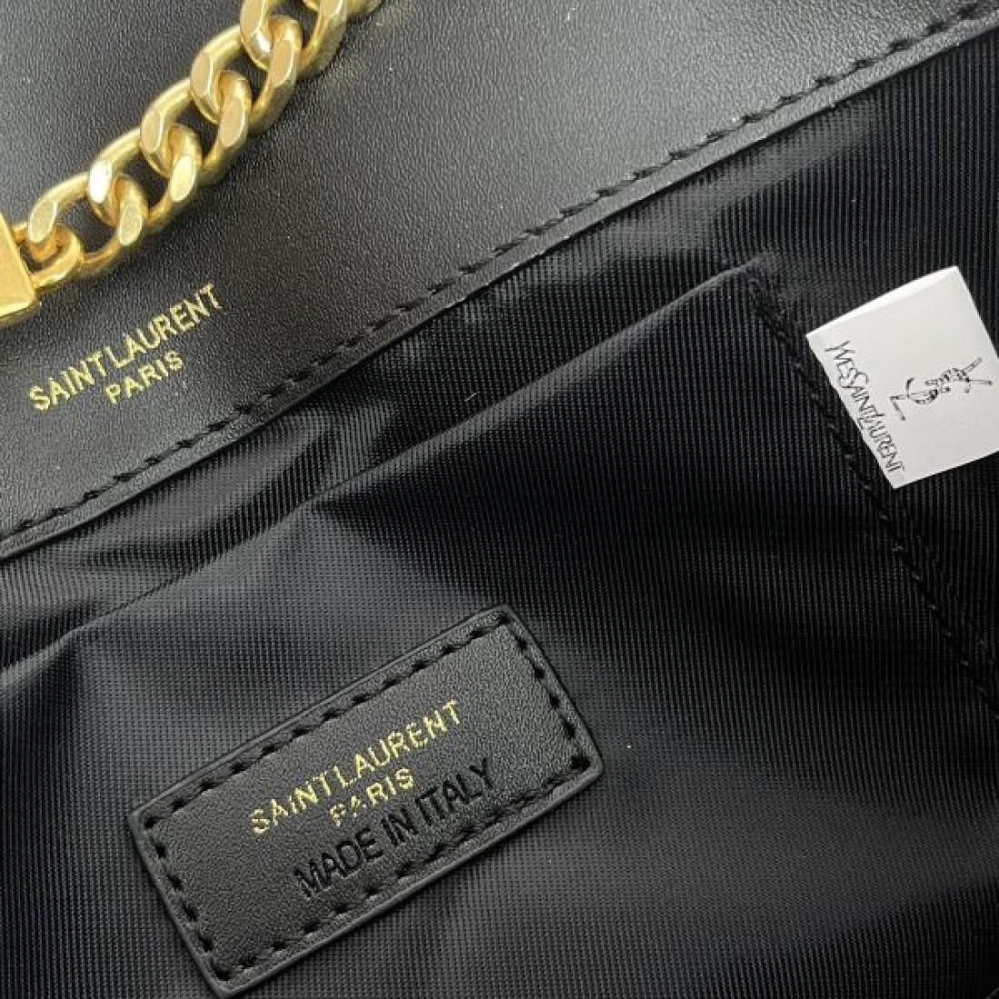 年末年始スペシャル YSL イヴ サンローラン コピー ショルダーバッグ 今季イチオシ