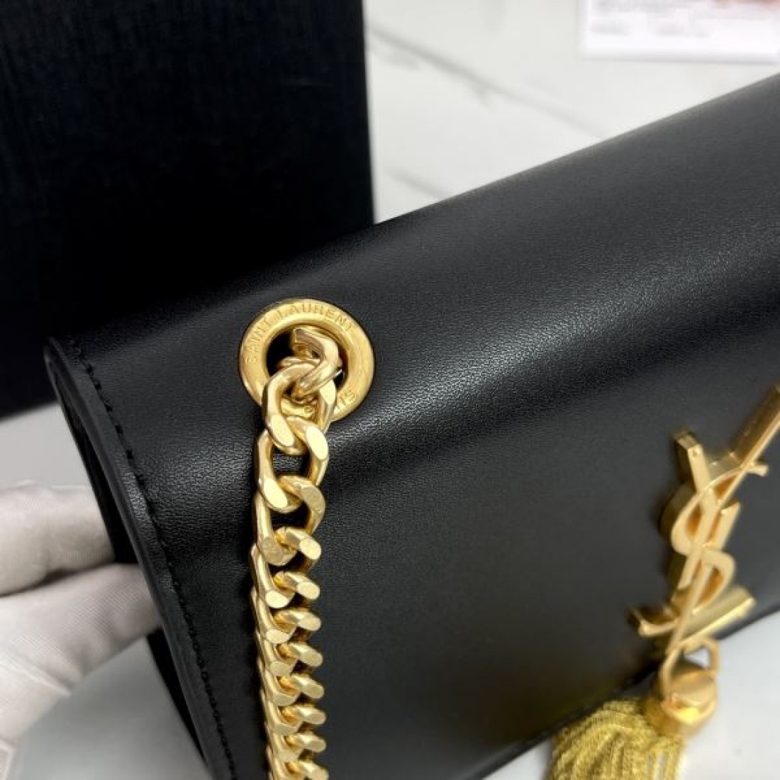 年末年始スペシャル YSL イヴ サンローラン コピー ショルダーバッグ 今季イチオシ