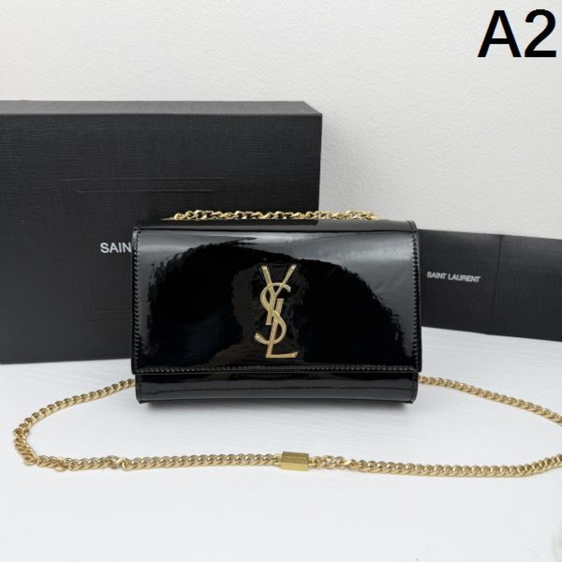 春の新生活にぴったり YSL イヴ サンローラン コピー ショルダーバッグ 秋のお洒落コーデ