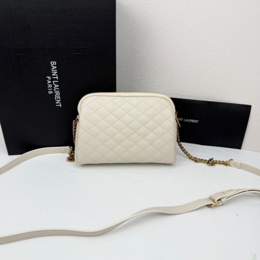 クリスマス限定 YSL イヴ サンローラン コピー ショルダーバッグ バレンタインコレクション