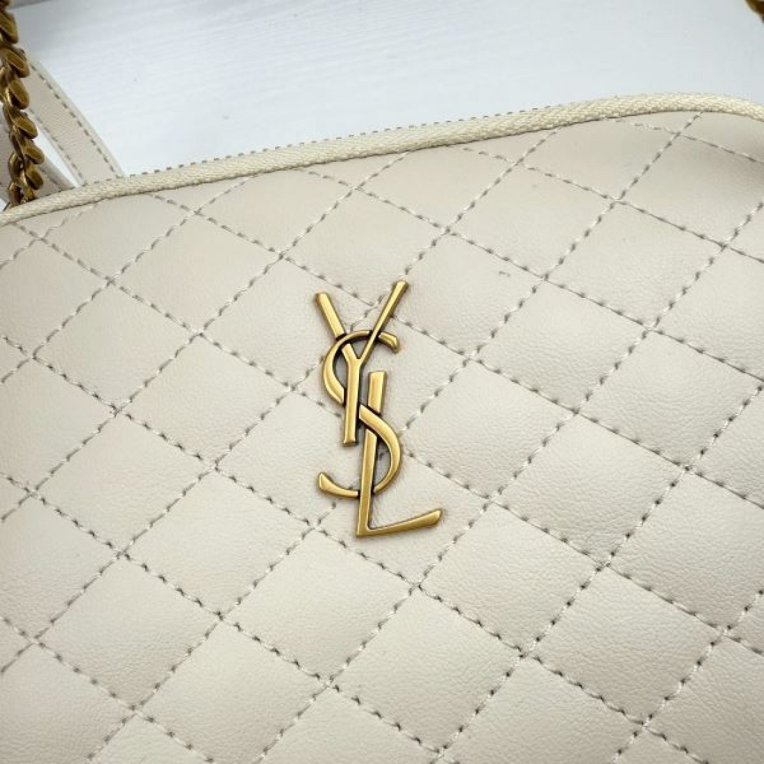 クリスマス限定 YSL イヴ サンローラン コピー ショルダーバッグ バレンタインコレクション