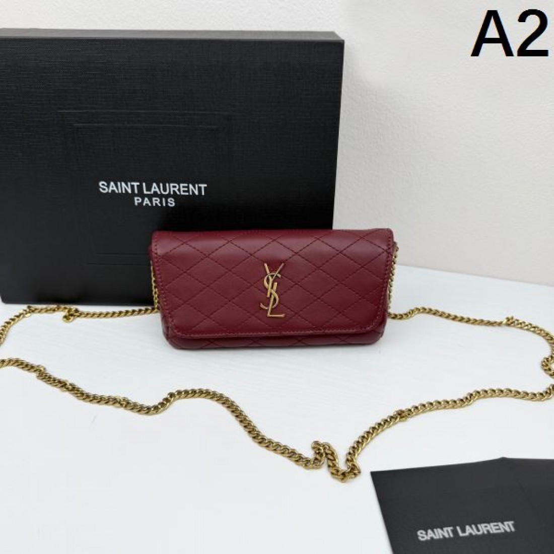 新春初売り YSL イヴ サンローラン コピー ショルダーバッグ 春の新生活にぴったり
