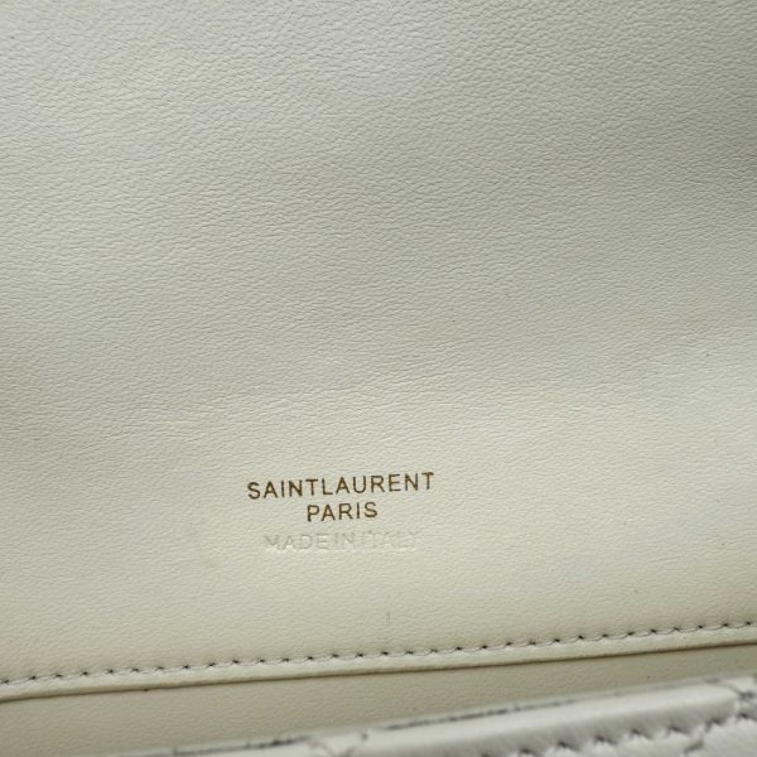 新春初売り YSL イヴ サンローラン コピー ショルダーバッグ 春の新生活にぴったり