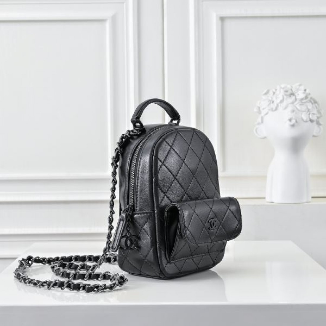 ラグジュアリーな魅力 CHANEL シャネル コピー バックパック 限定コレクション