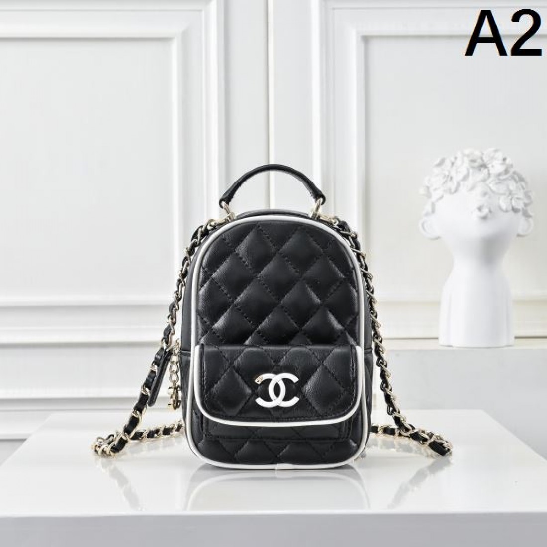 セレブ御用達 CHANEL シャネル コピー バックパック ラグジュアリーな魅力