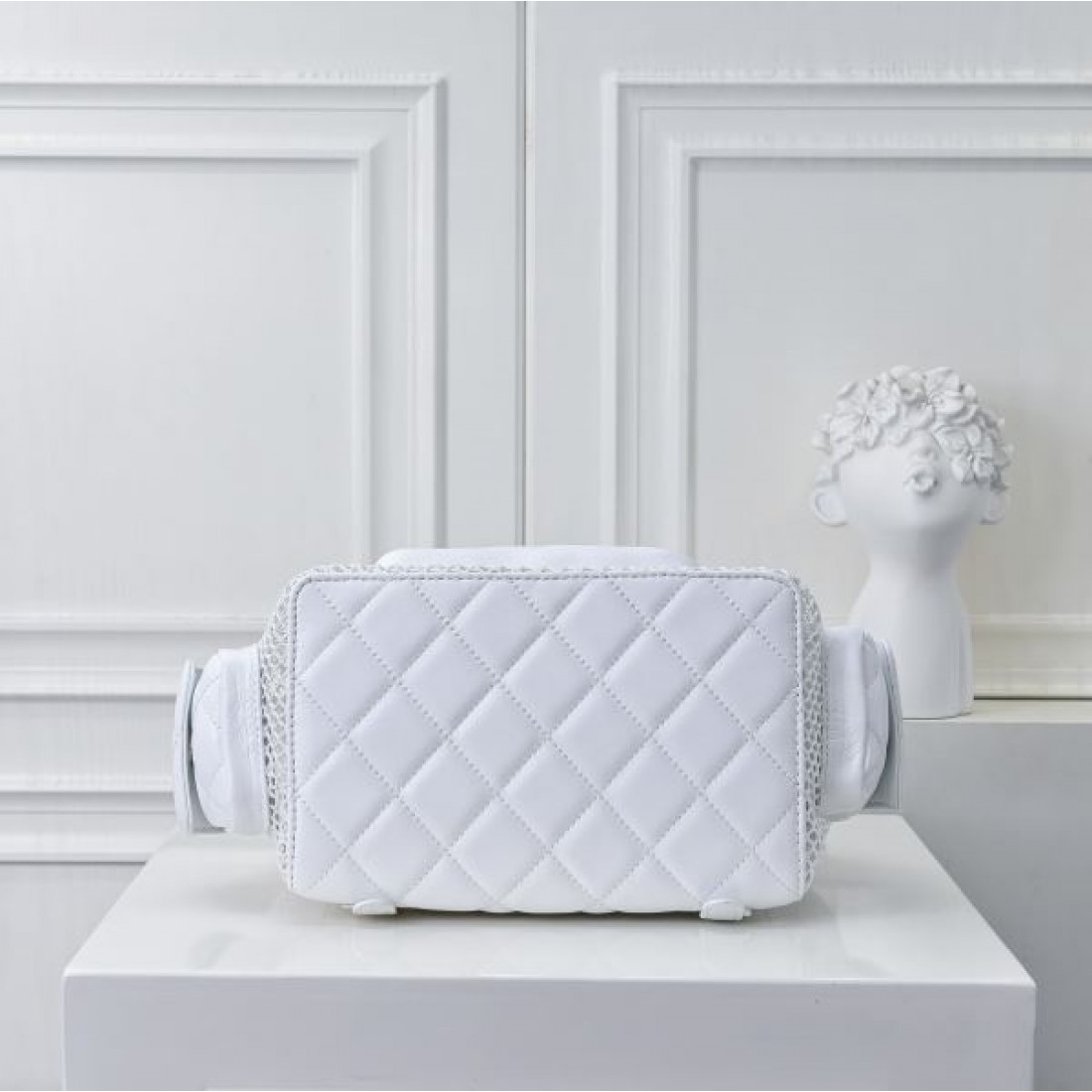 優雅で洗練された雰囲気漂う CHANEL シャネル スーパーコピー バッグ
