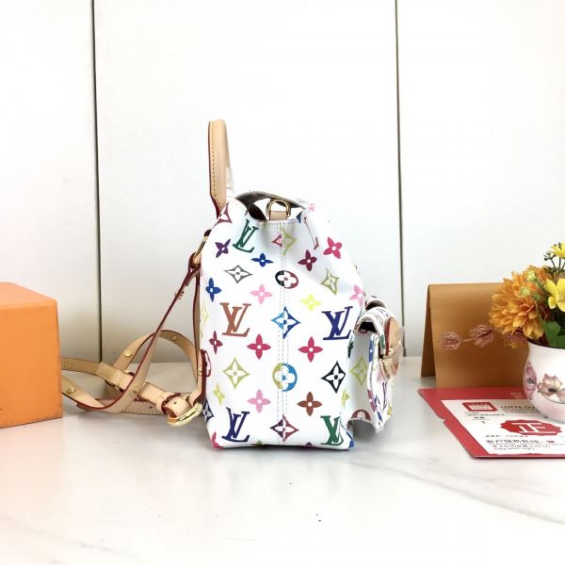 リピート率高め  LOUIS VUITTON ルイヴィトン コピー バックパック 旬なカラー展開