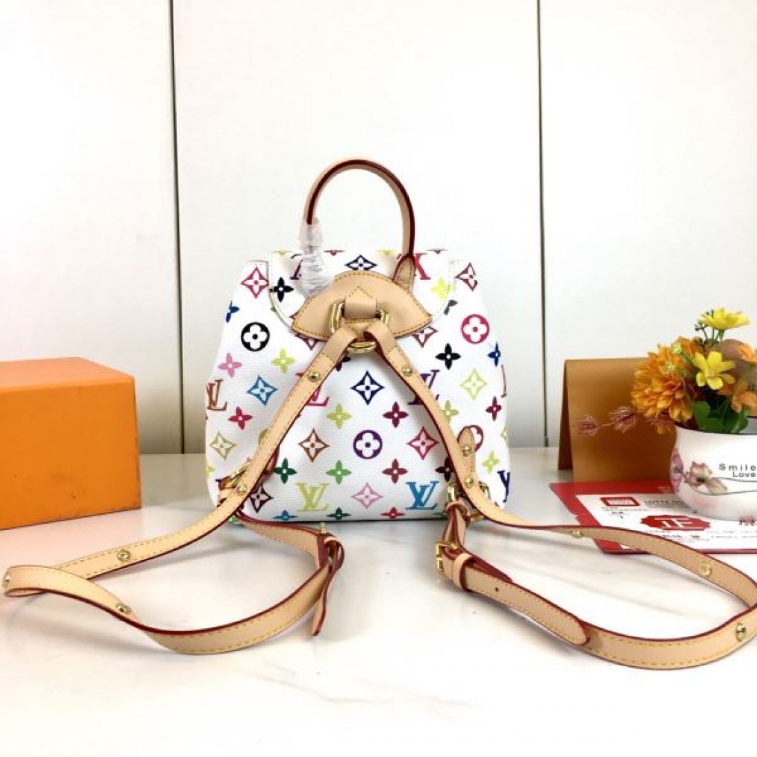 リピート率高め  LOUIS VUITTON ルイヴィトン コピー バックパック 旬なカラー展開