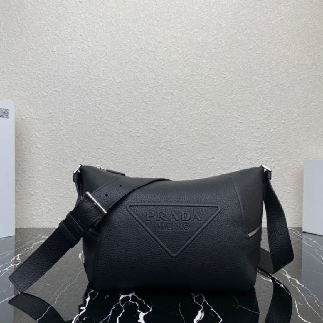 即完売必至 PRADA プラダ コピー ショルダーバッグ 数量限定発売