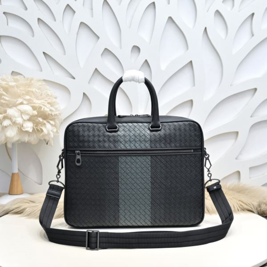 BOTTEGA VENETA ボッテガヴェネタ コピー ブリーフケース タフで上質な