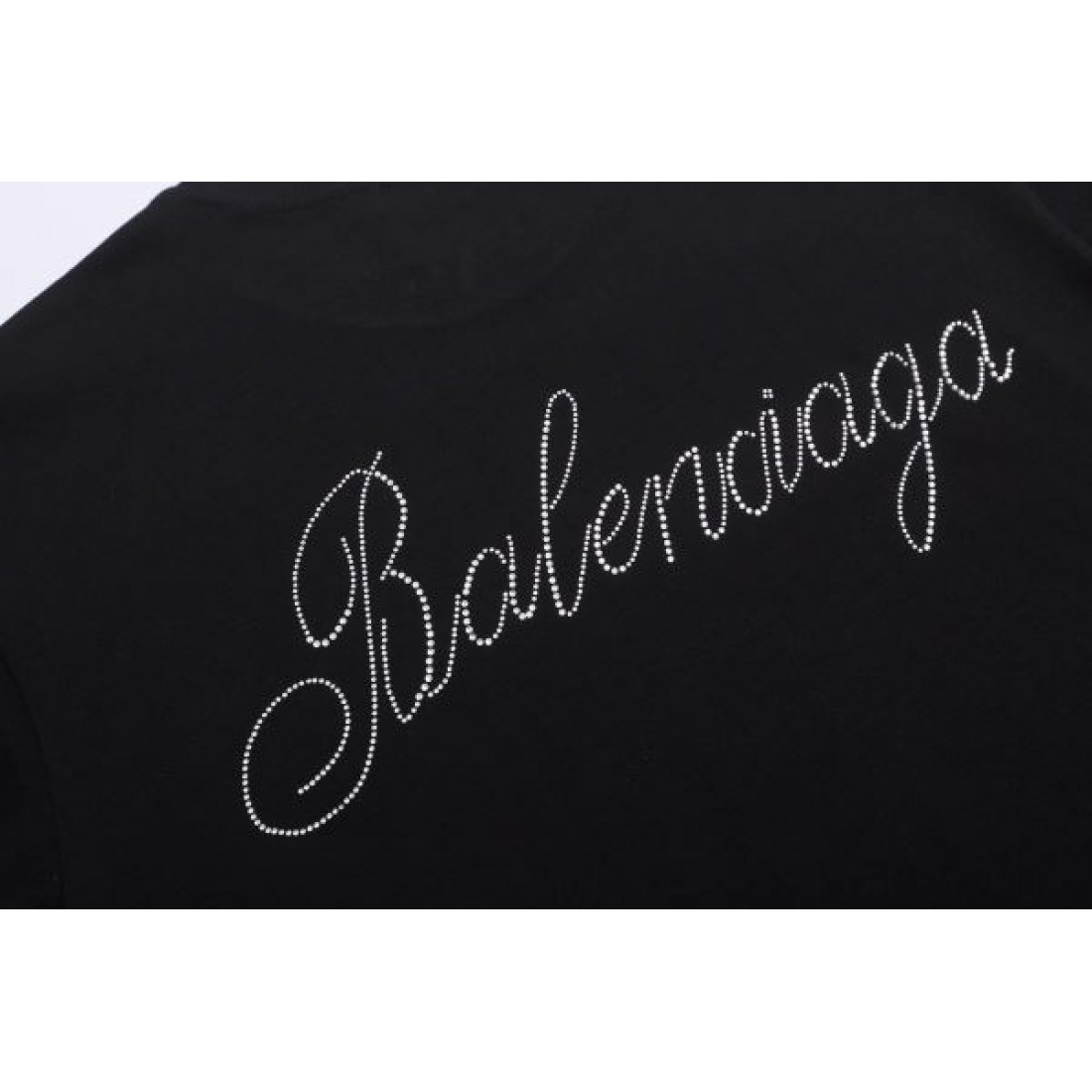 今季イチオシ BALENCIAGA バレンシアガ コピー 半袖Tシャツ 季節感たっぷり