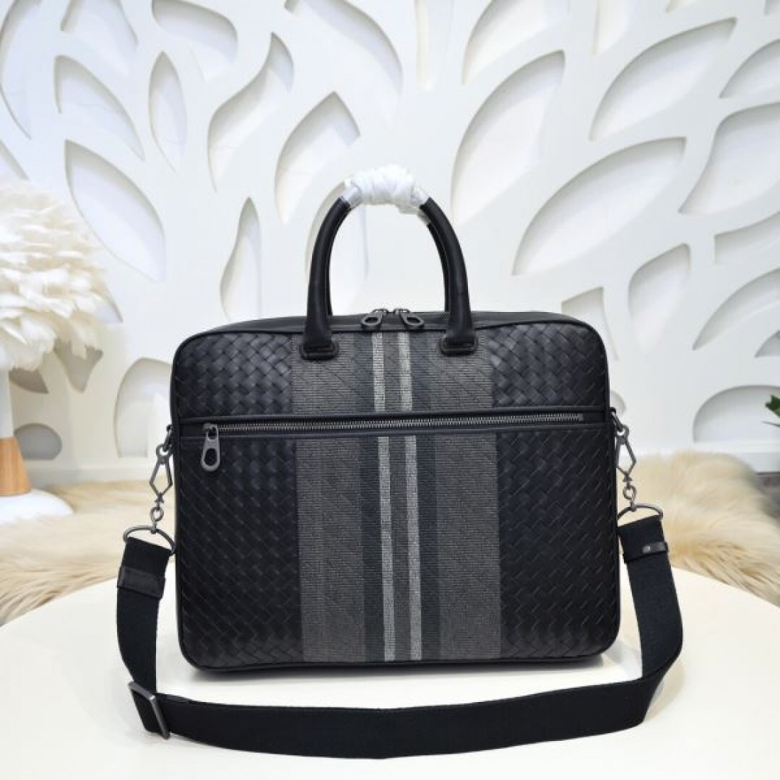 モダンでクラシカルな ボッテガヴェネタ コピー ブリーフケース BOTTEGA VENETA
