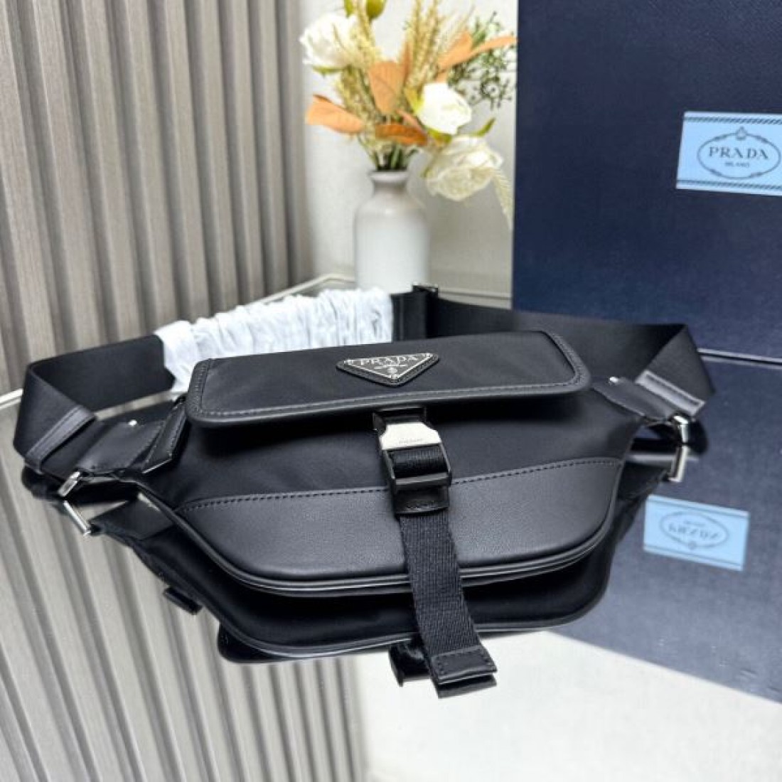 お洒落さん必携 PRADA プラダ コピー ウエストバッグ 自分へのご褒美に