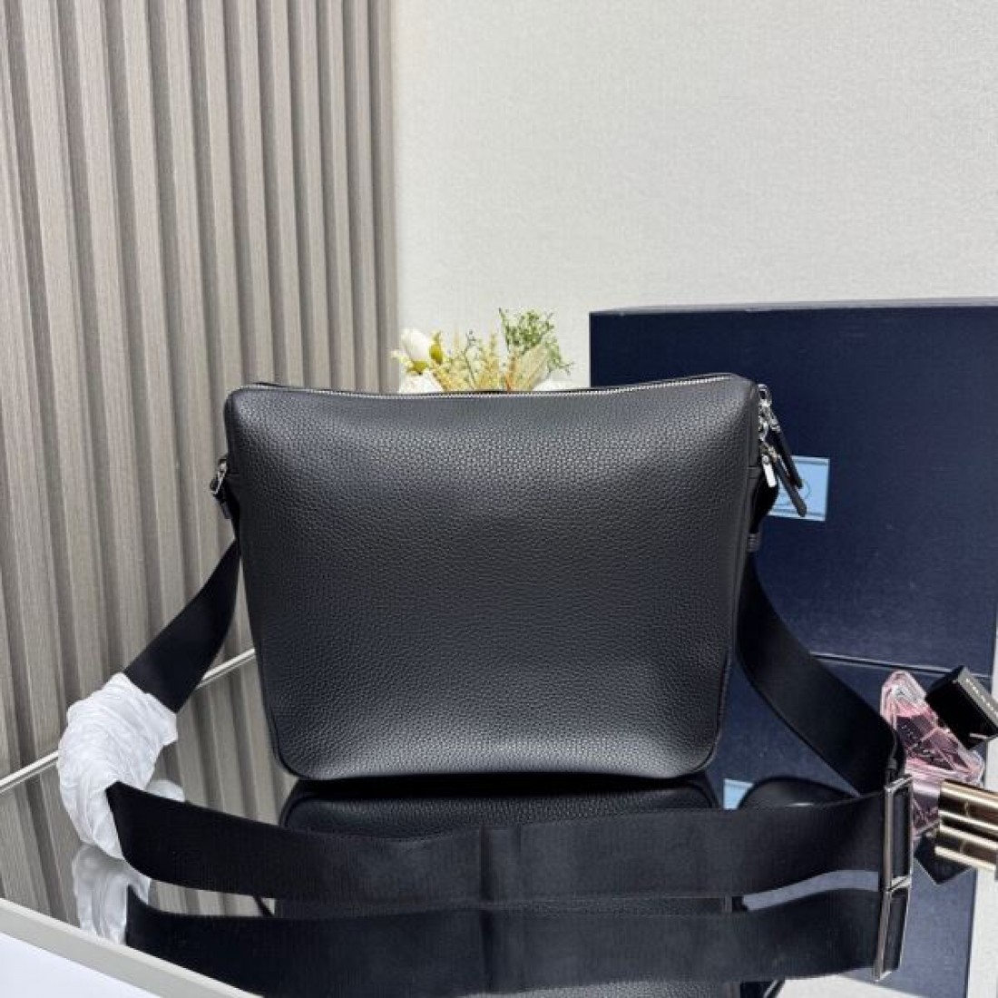 話題沸騰中 PRADA プラダ コピー ショルダーバッグ 最新トレンド