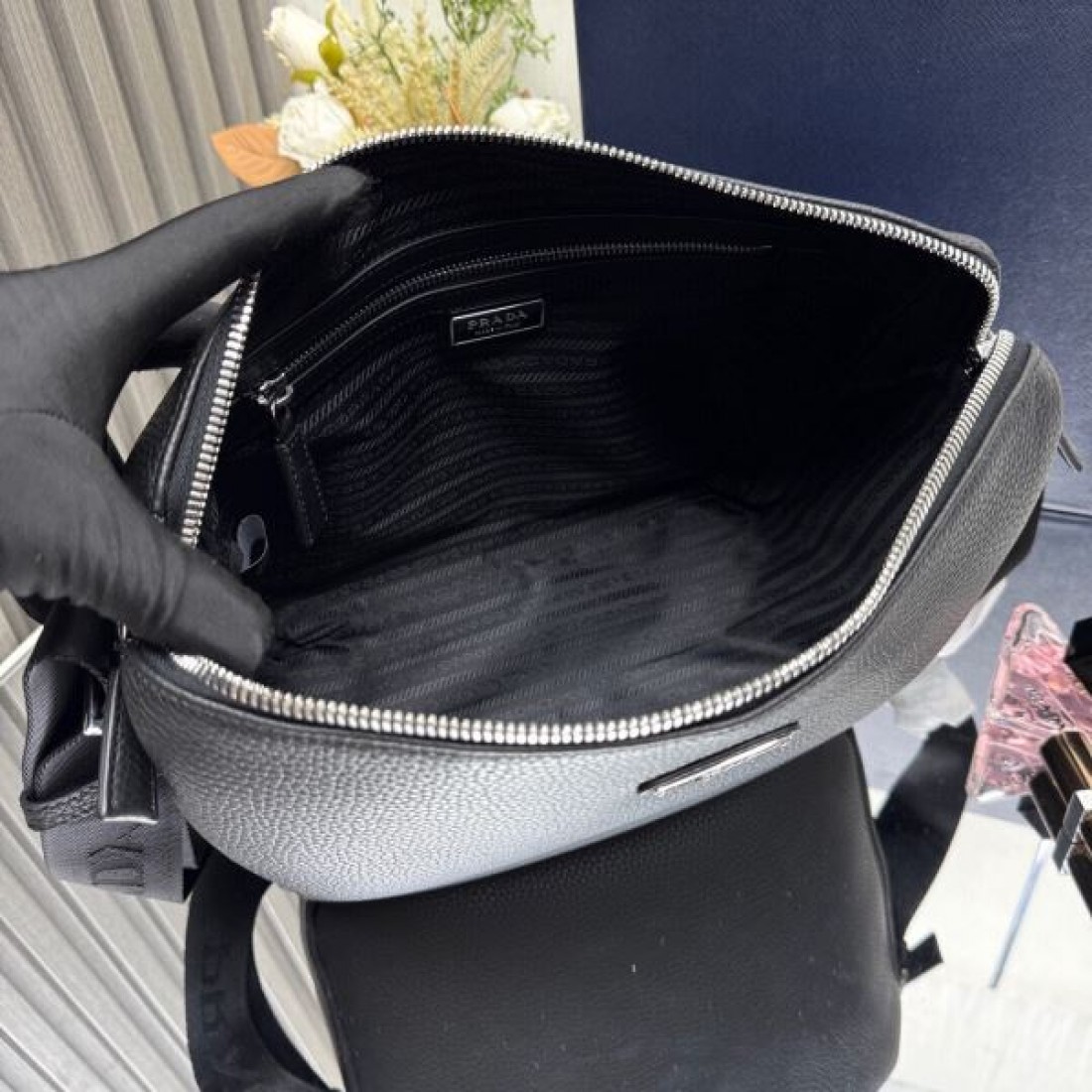 話題沸騰中 PRADA プラダ コピー ショルダーバッグ 最新トレンド