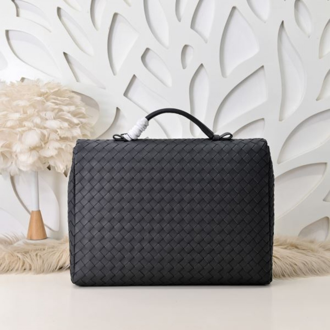 BOTTEGA VENETA ボッテガヴェネタ コピー ブリーフケース スマートな実用性