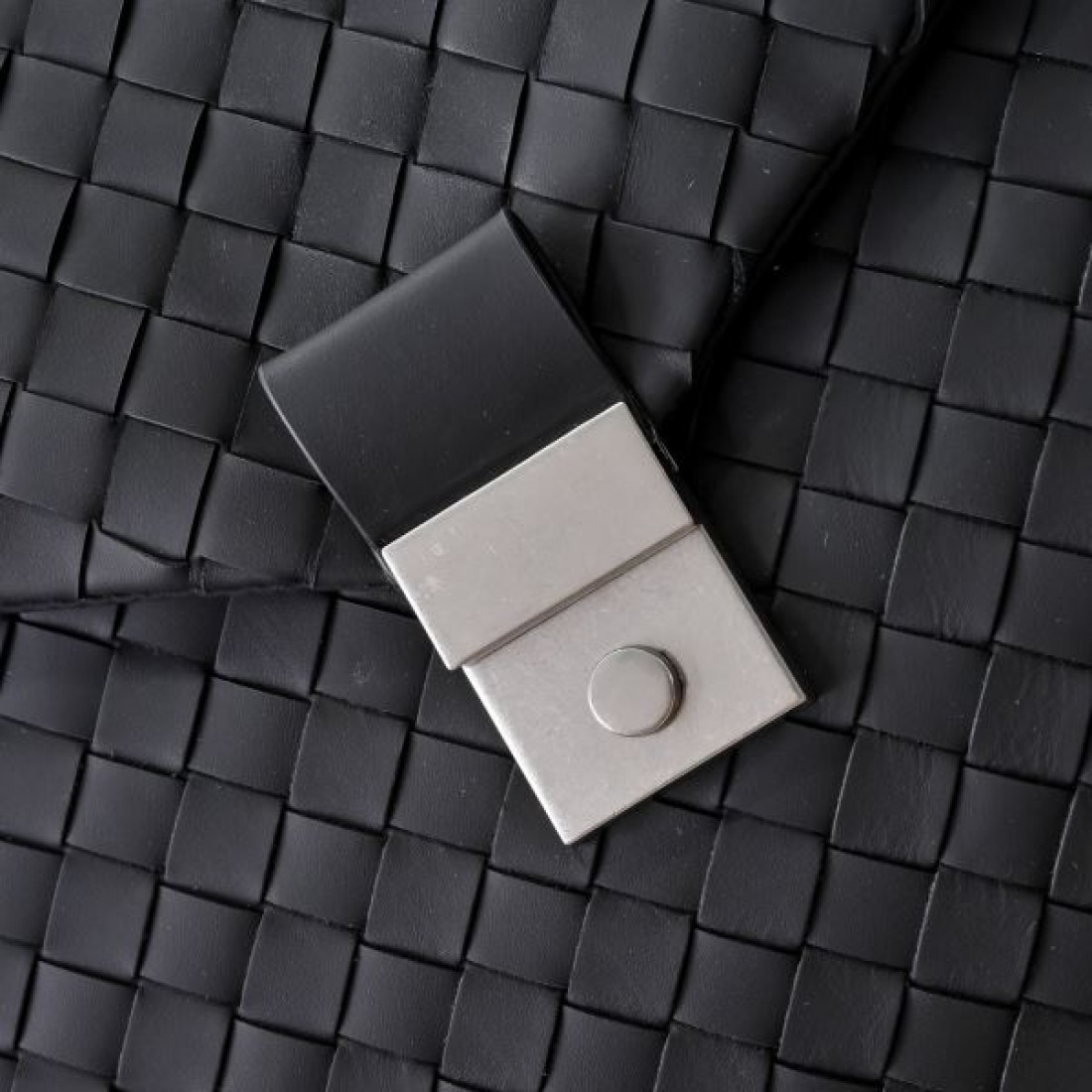 BOTTEGA VENETA ボッテガヴェネタ コピー ブリーフケース スマートな実用性