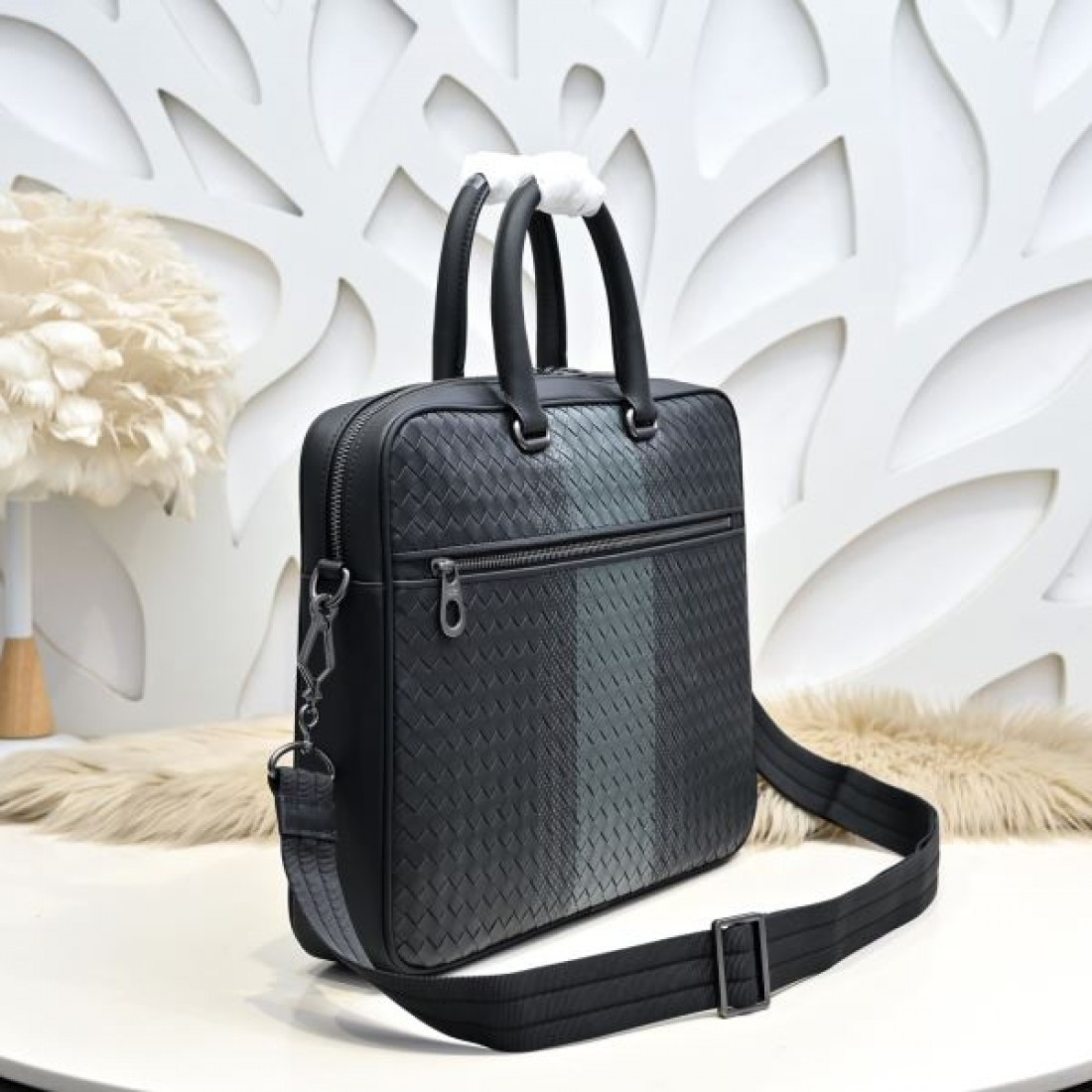  BOTTEGA VENETA ボッテガヴェネタ コピー ブリーフケース タフで上質な