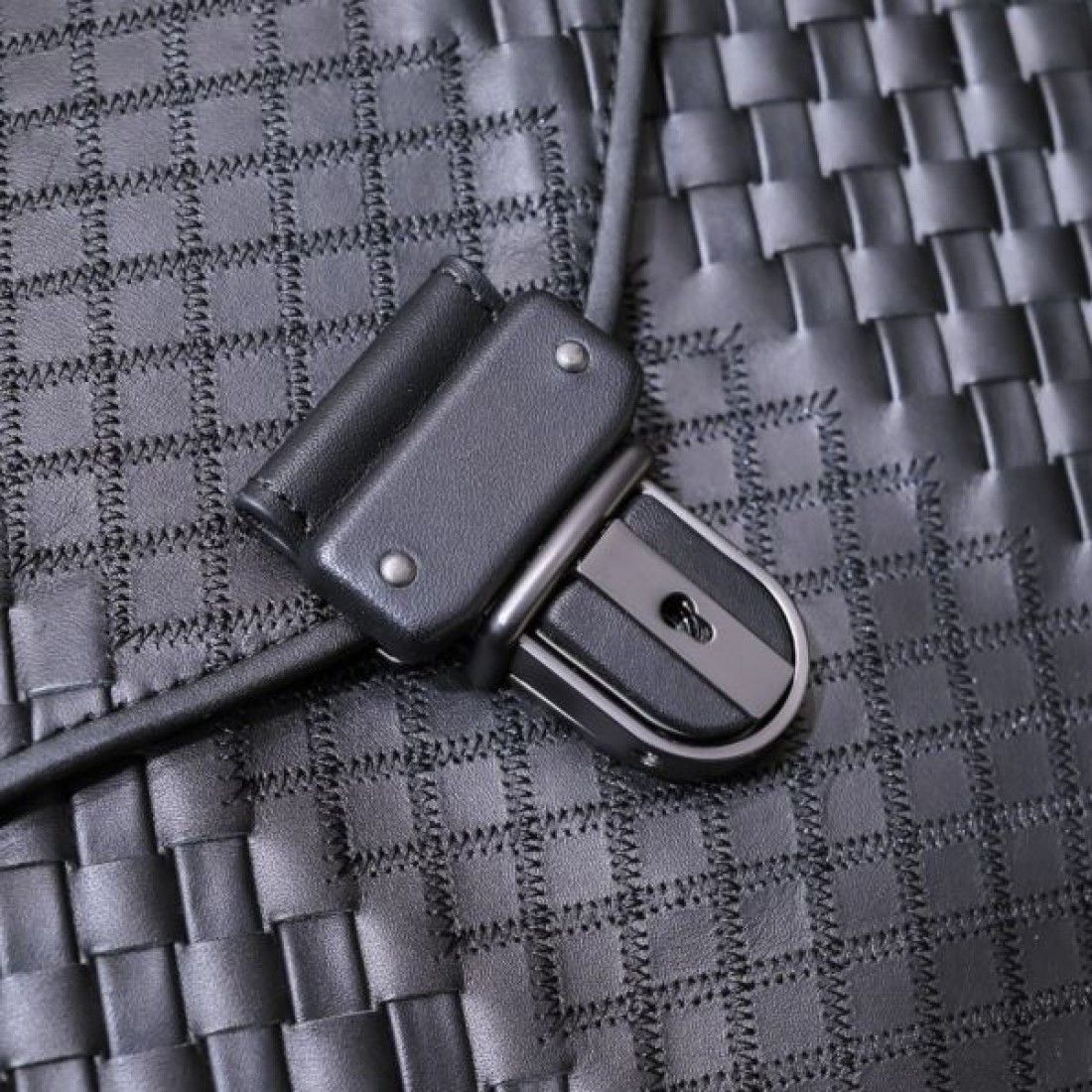 スマート 控えめな BOTTEGA VENETA ボッテガヴェネタ コピー ブリーフケース