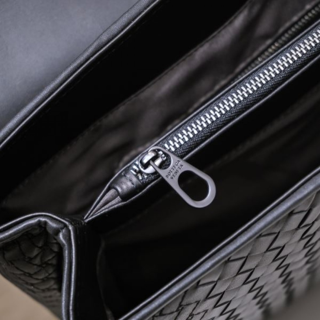 スマート 控えめな BOTTEGA VENETA ボッテガヴェネタ コピー ブリーフケース