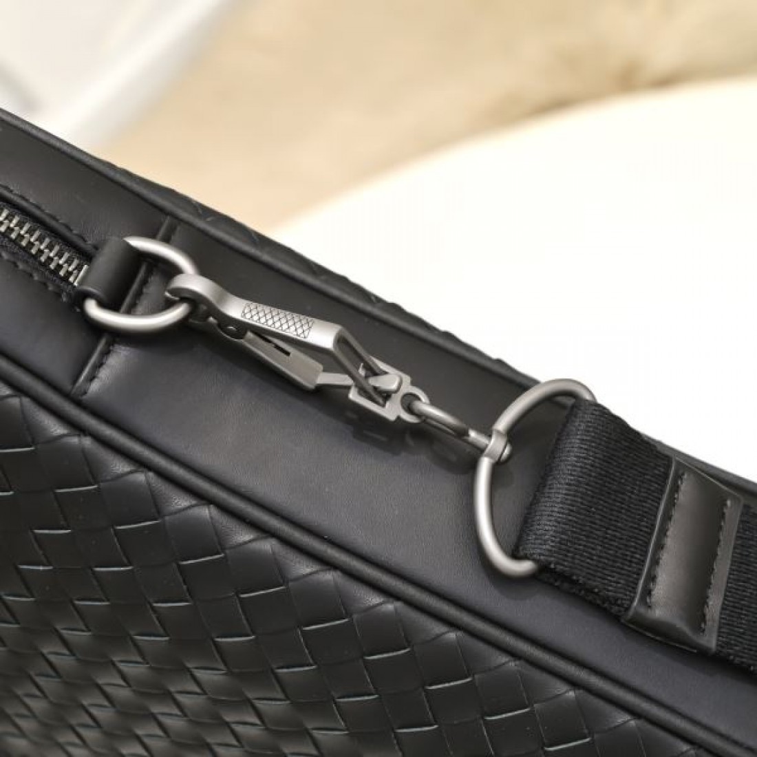 美しさと機能性 BOTTEGA VENETA ボッテガヴェネタ コピー ブリーフケース