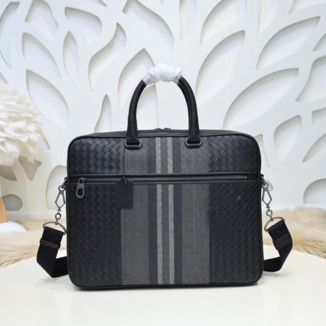 モダンでクラシカルな ボッテガヴェネタ コピー ブリーフケース BOTTEGA VENETA