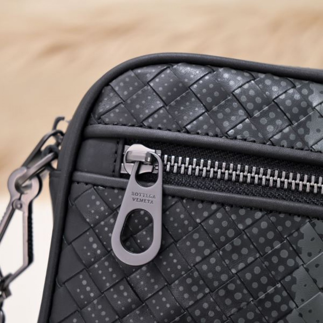 BOTTEGA VENETA ボッテガヴェネタ コピー クラッチバッグ タイムレスでエフォートレス