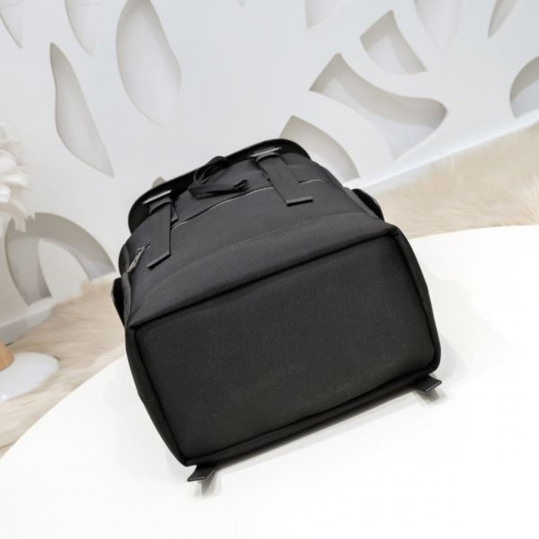 ボッテガヴェネタ コピー バックパック BOTTEGA VENETA シンプルで知的な佇まい